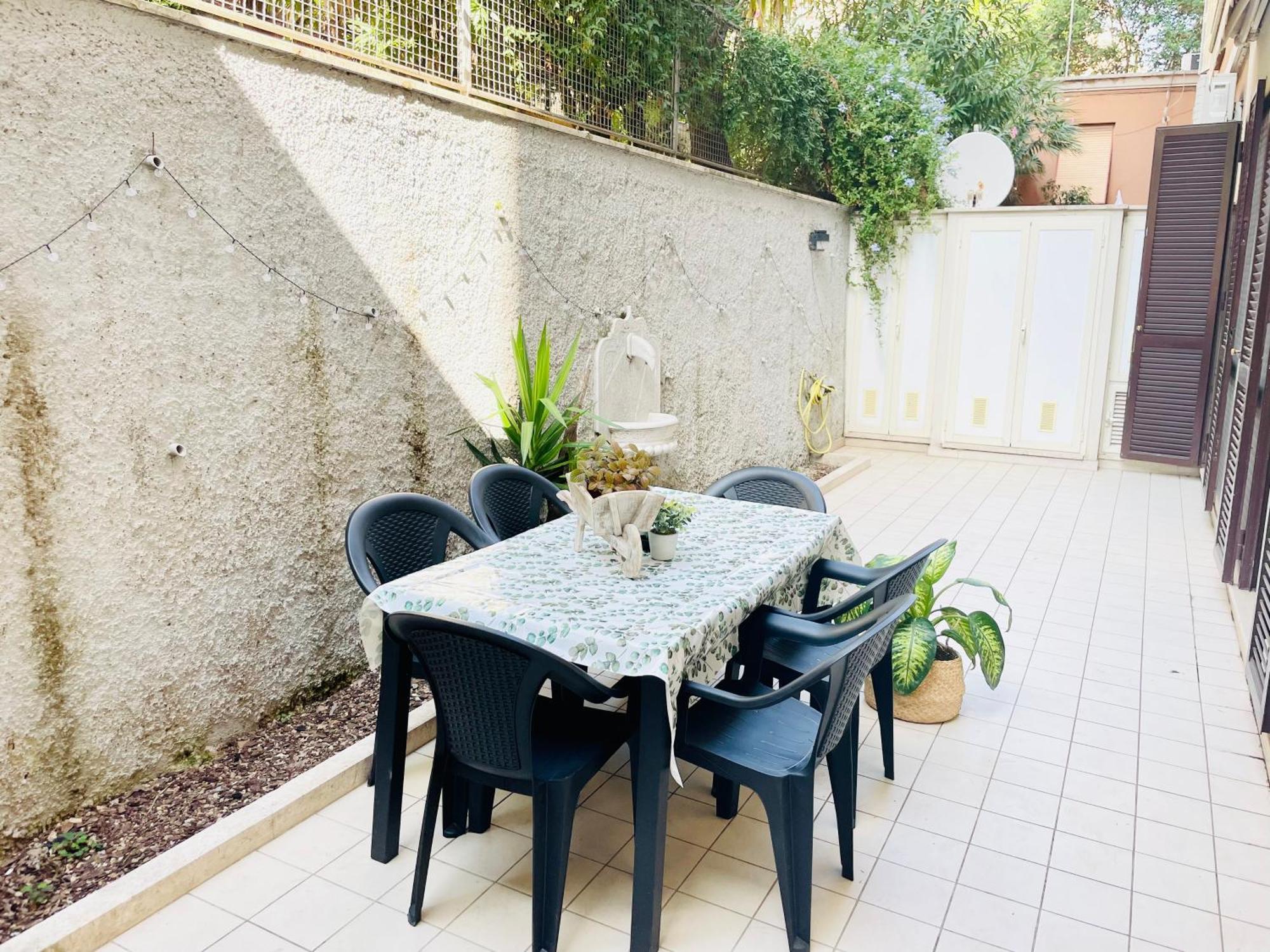 Holiday Homes Rome - Green Apartment S Camillo - Near Trastevere Exterior photo