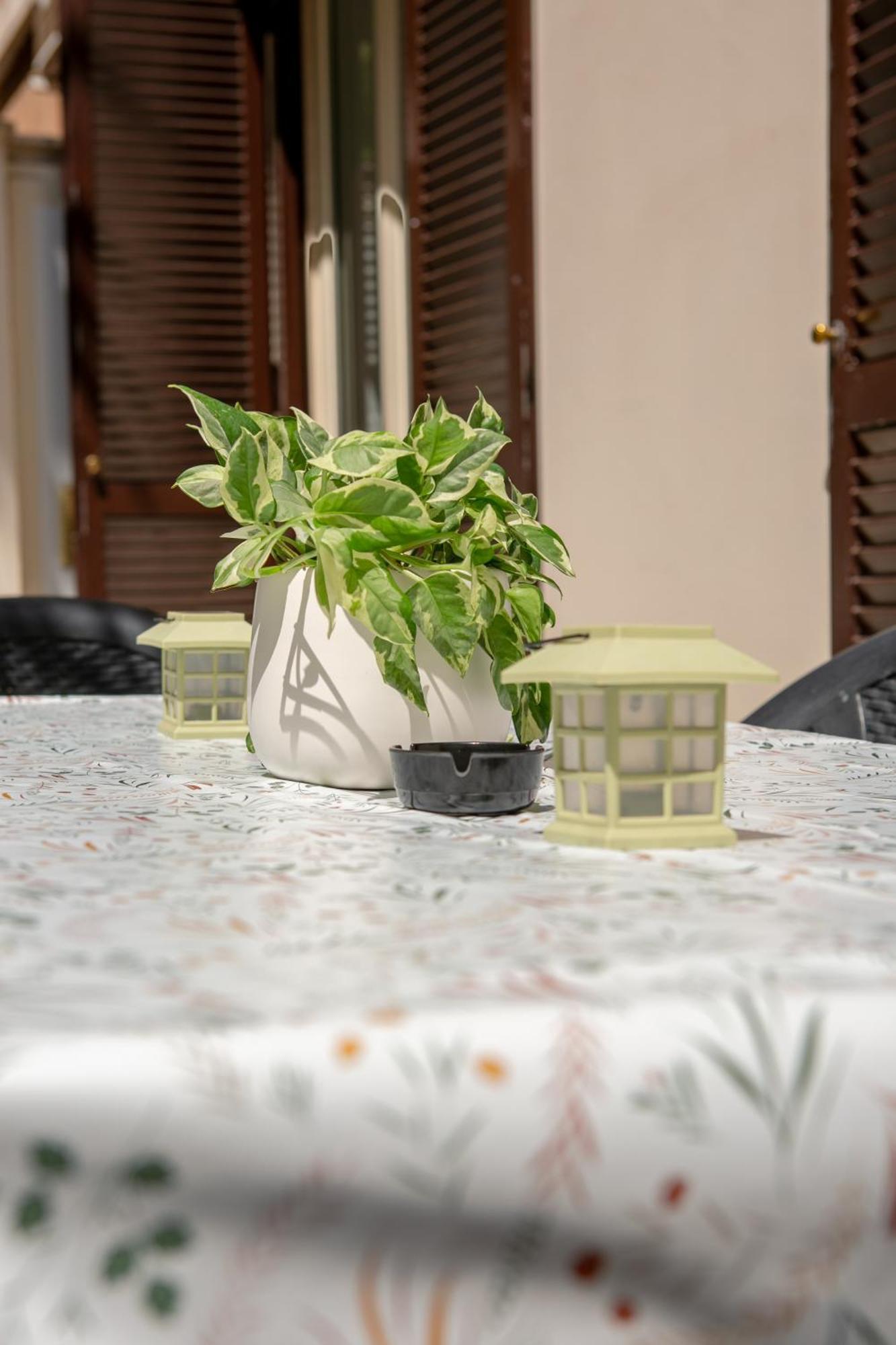 Holiday Homes Rome - Green Apartment S Camillo - Near Trastevere Exterior photo